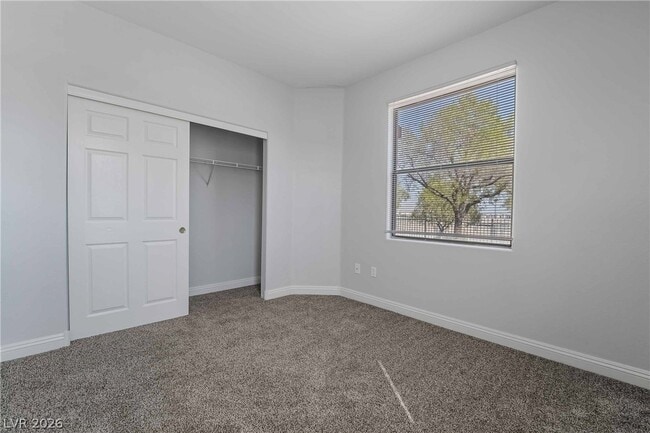 Building Photo - 8000 W Badura Ave