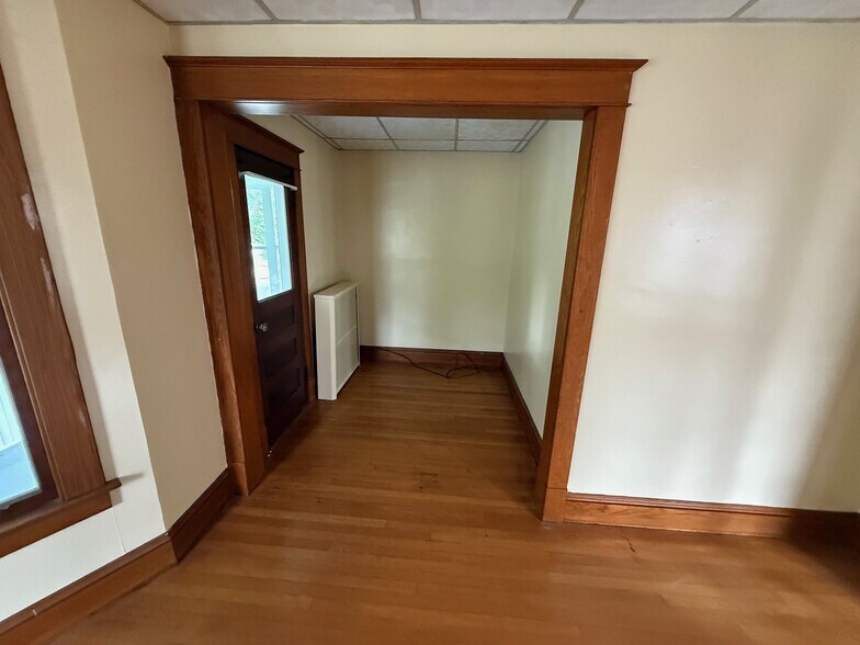 Front living room bonus area - 65 Ten Eyck Ave