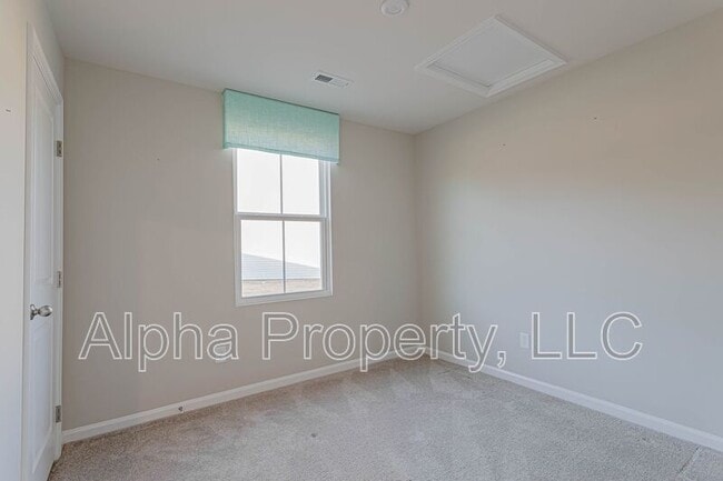 Building Photo - 179 Queens Mill Ct