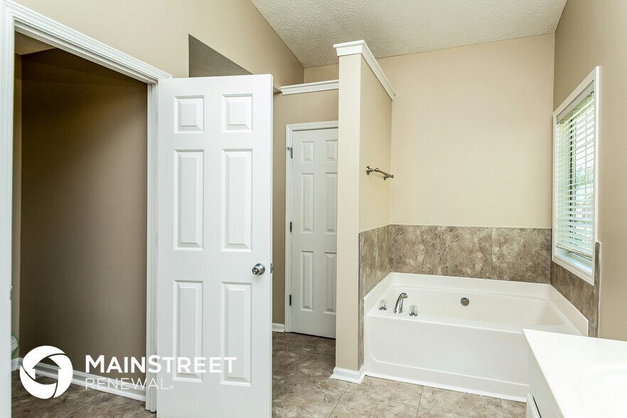 Building Photo - 116 Sparkling Spring Trail