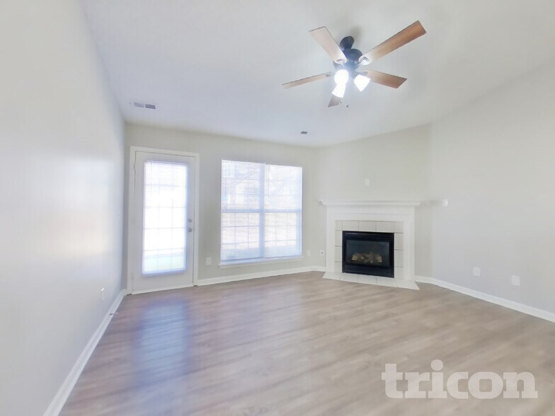 Building Photo - 3428 Nevin Brook Rd