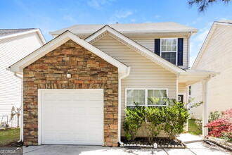 Building Photo - 7752 Newbury Dr
