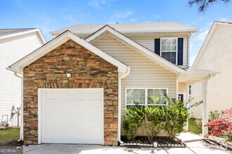 Building Photo - 7752 Newbury Dr
