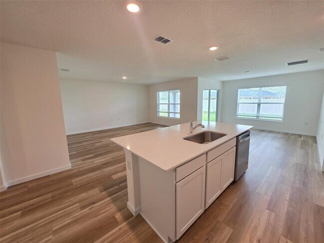 Building Photo - 4631 SW 88 Pl