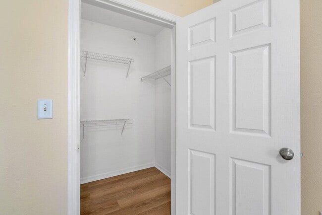 Building Photo - 6492 Emerald Dunes Dr