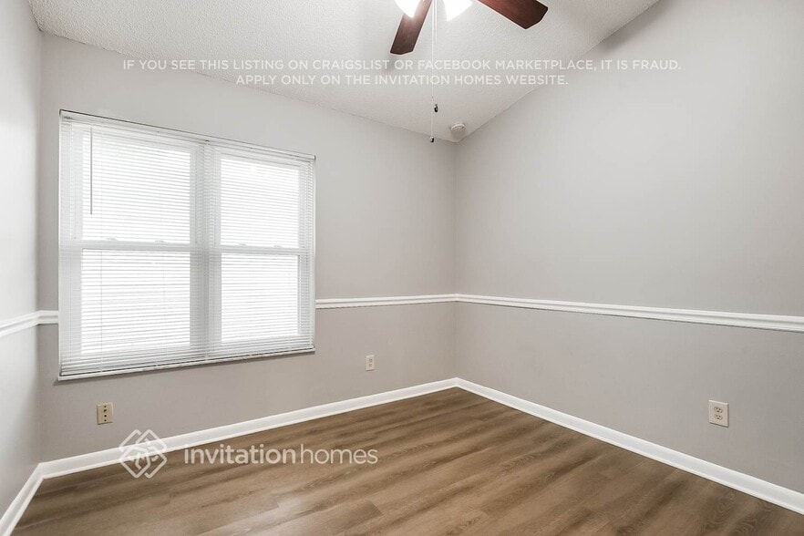Building Photo - 130 Meadow Blvd