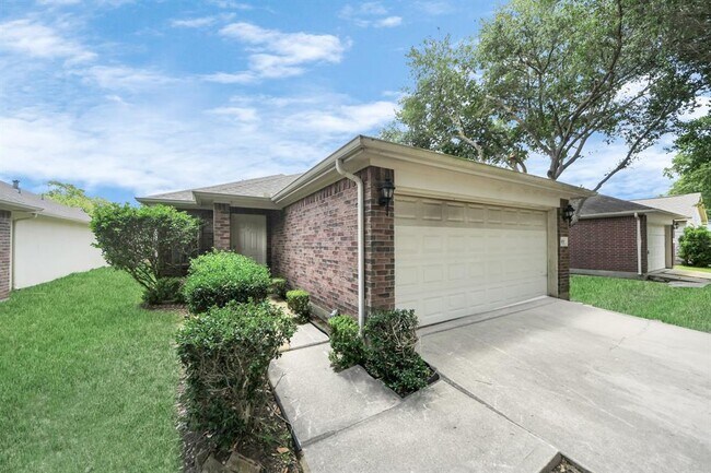 Building Photo - 24311 Hard Wood Dr