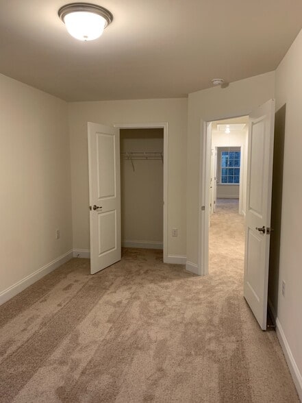 Bed Room 3 Closet - 2004 Solana Woods Dr