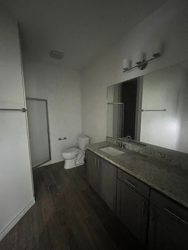 Building Photo - 7615 Laguna Del Mar Ct