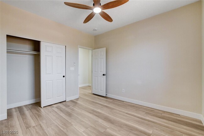 Building Photo - 177 Rocky Star St