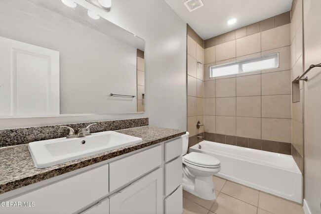 Building Photo - 13808 Garforth Ave