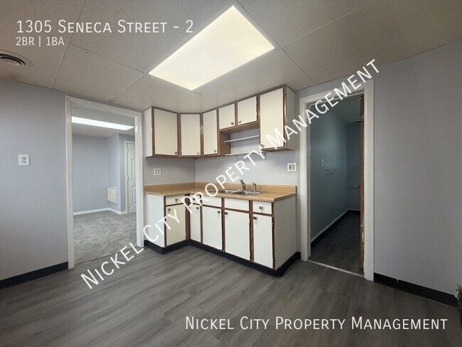 Building Photo - 1305 Seneca St