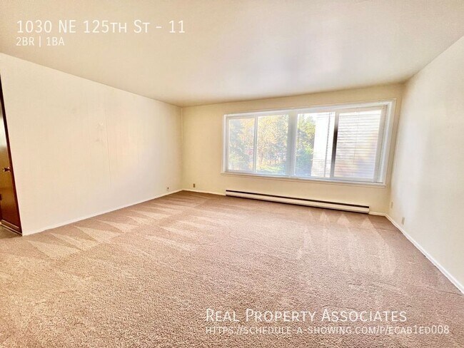 Building Photo - 1030 NE 125th St