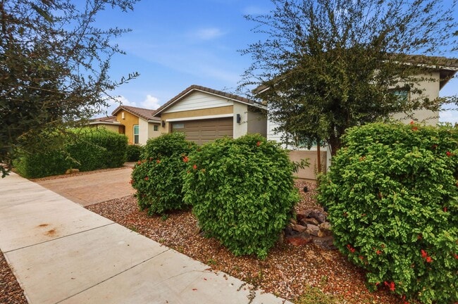 Primary Photo - Stunning Queen Creek Home – Modern Comfort in the Spur Crossing Community