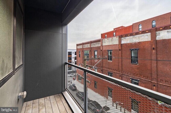 Building Photo - 1501 N 31st St