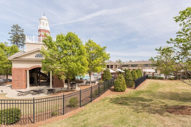 Building Photo - Beautiful 2 Story 3 Bedroom 2.5 Bath Townh...