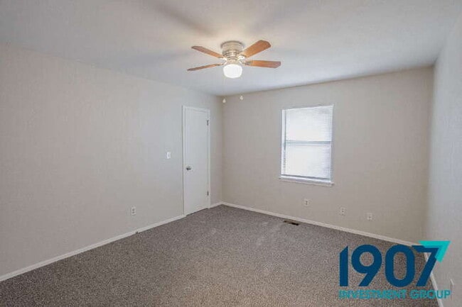 Building Photo - Charming Brick Home with Large Backyard in OKC! - Move In Now & Get 50% Off Your Second Month's R...