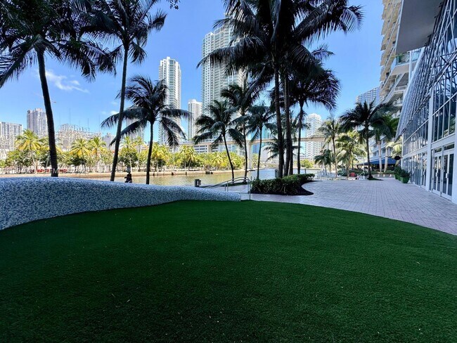 Building Photo - 185 SW 7th St