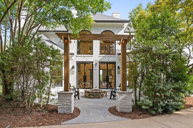 Building Photo - 1103 Centennial Dr