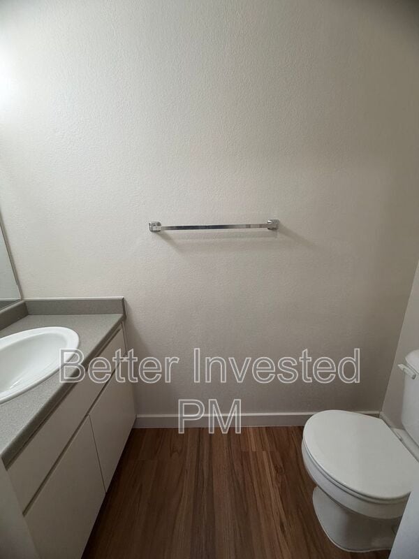 Building Photo - 966 Marlene St