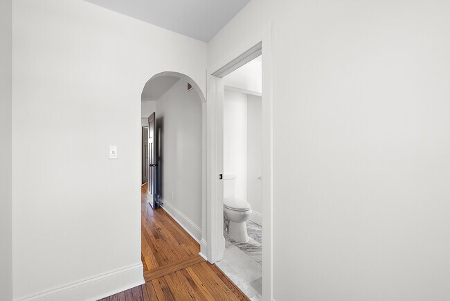 Building Photo - 7464 Woodrow Wilson St