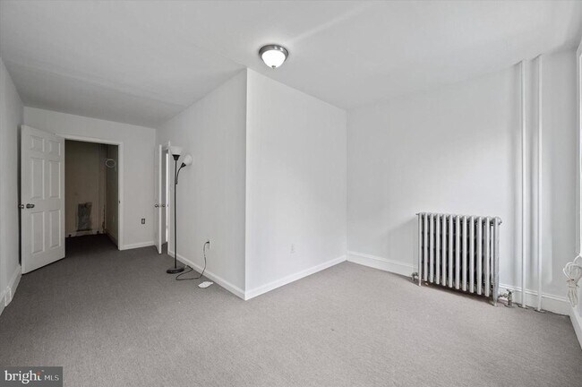 Building Photo - 3441 W Westmoreland St