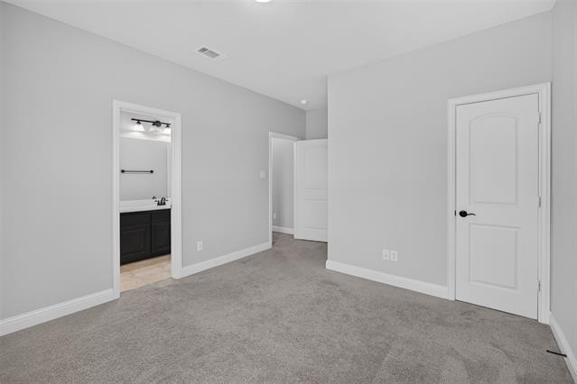 Building Photo - 1708 Stillwater Dr