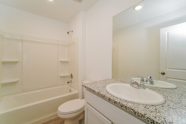 Building Photo - 8839 Barrow Path, Converse, TX