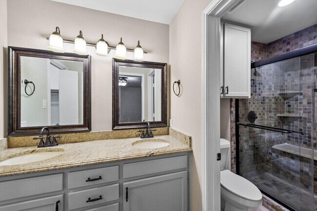 Building Photo - Beautiful 3 Bed 2 Bath home in Southlake!