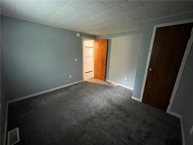 Building Photo - 6831 Furnace Rd