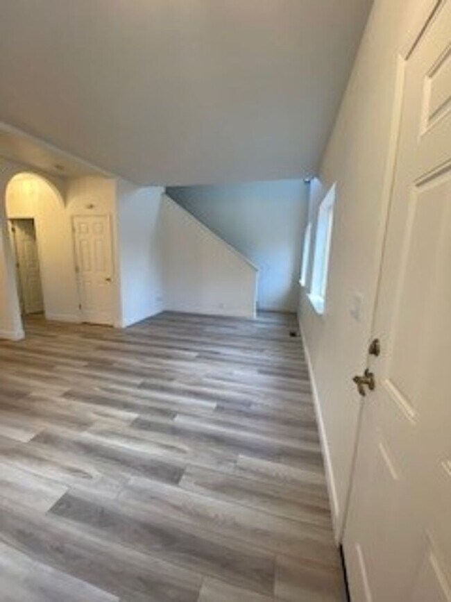 Building Photo - 3569 Mashie Court
