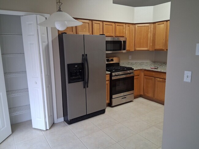 Building Photo - 13441 Silver Leaf Cir