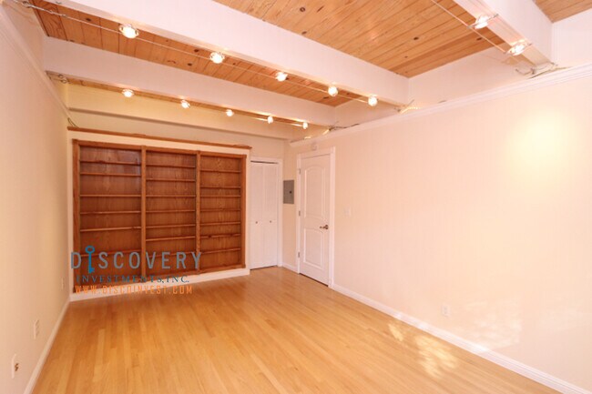 Building Photo - Coming Soon! 4 Bedroom Montclair Home with Forest Views