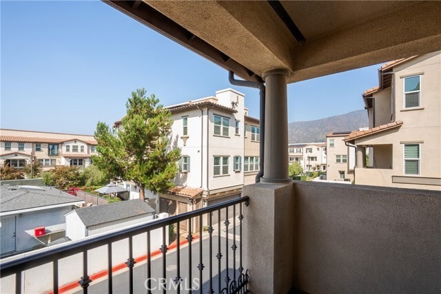Building Photo - 545 W Foothill Blvd