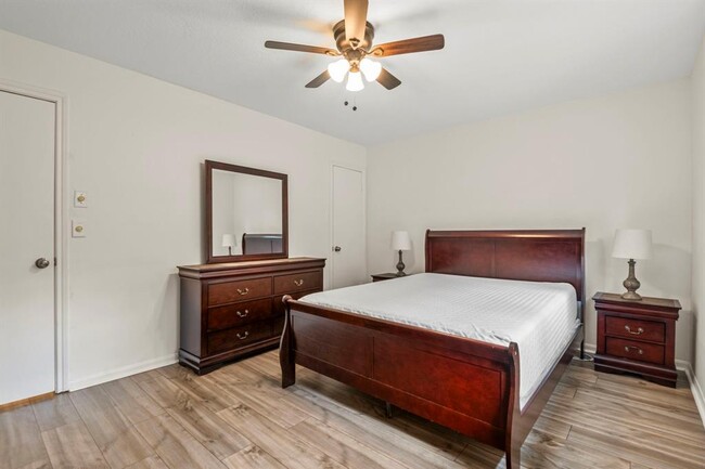 Building Photo - 6503 Misty Creek Dr