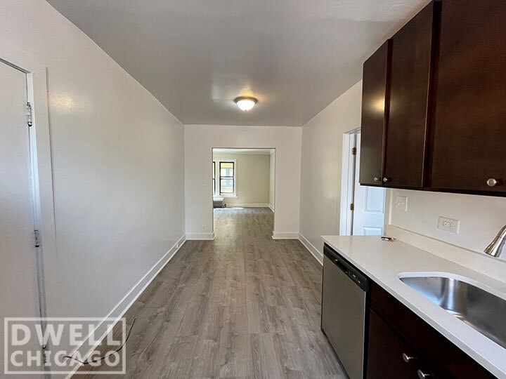 Building Photo - 2342 N Spaulding Ave