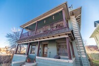 Building Photo - 1454 N Williams St