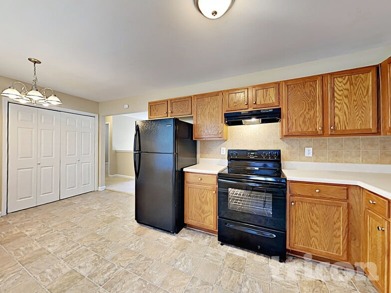 Building Photo - 162 Bethany Forrest Ln