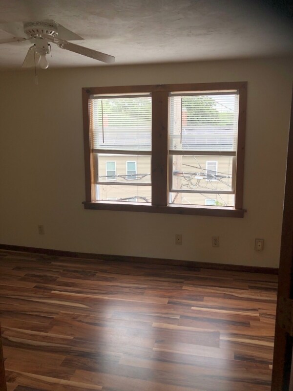 Building Photo - 15 Riverlin St