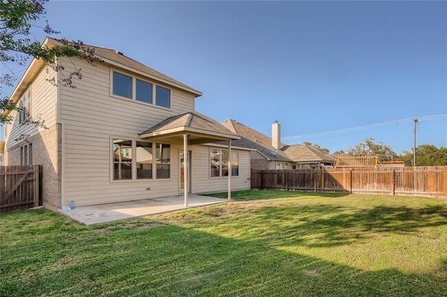 Building Photo - 908 Hartman Dr