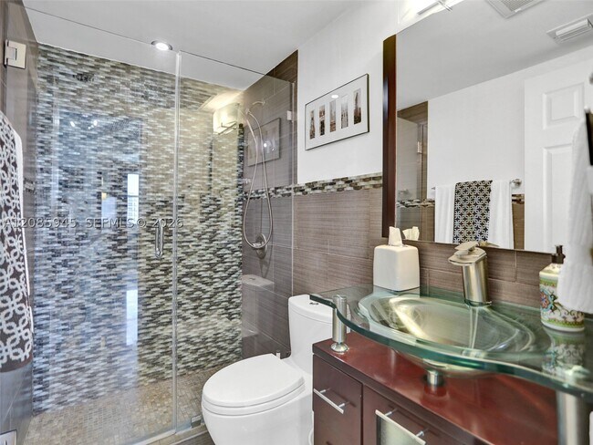 Building Photo - 2501 S Ocean Dr