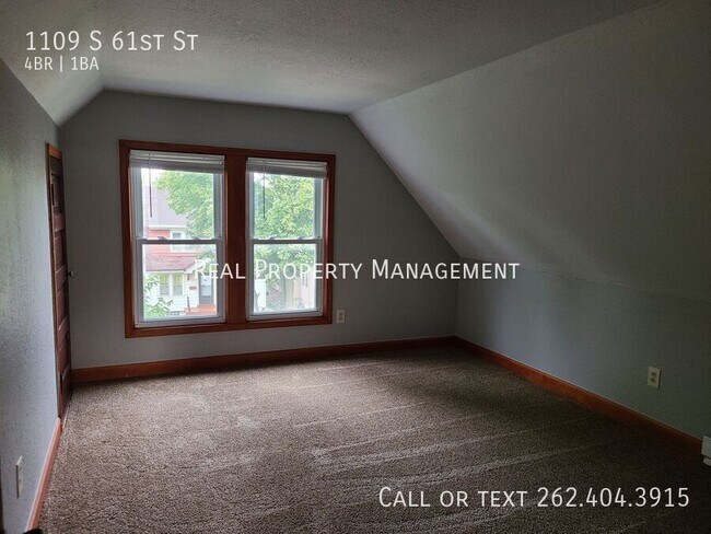 Building Photo - 1109 S 61st St