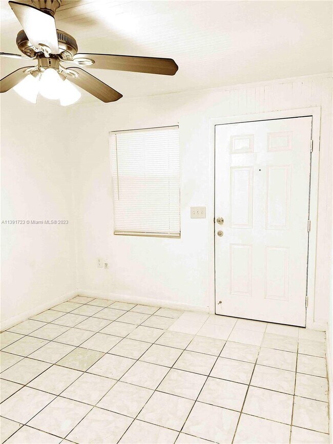 Building Photo - 3101 NW 28th St