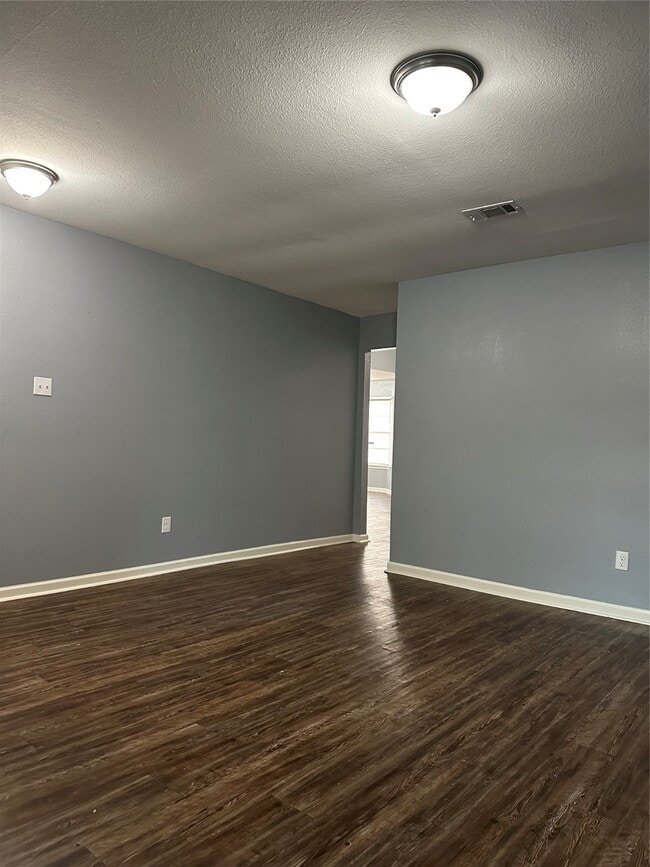 Building Photo - 15770 Chimney Rock Rd