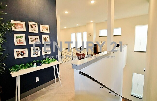 Building Photo - Gorgeous 2-Story 3/2.5/2 in Merion at Midt...