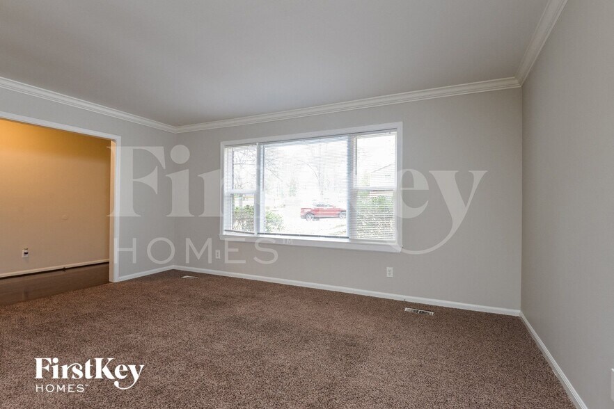 Building Photo - 212 Sam Pate Dr