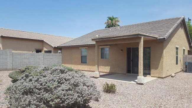 Building Photo - 24973 W Vista Norte St