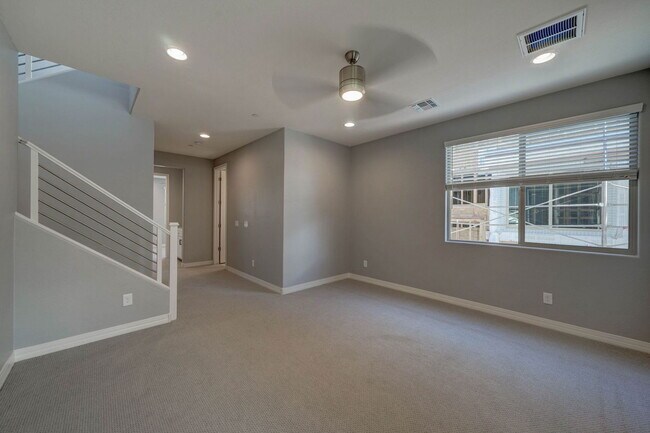 Building Photo - 7439 E Conquistadores Dr