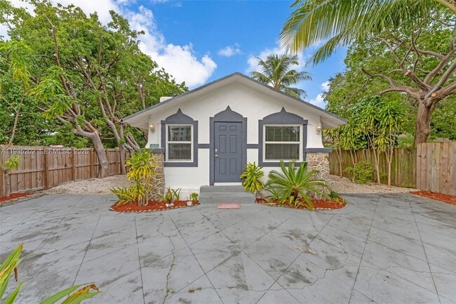 Building Photo - 1621 NW 55th St