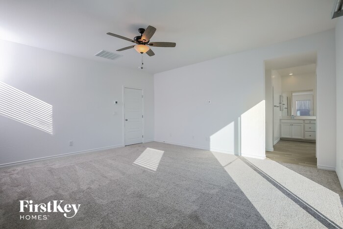 Building Photo - 2950 Moulin Hts St